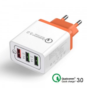 AR-QC-03 Adaptor de încărcare rapidă USB cu 3 porturi 18W